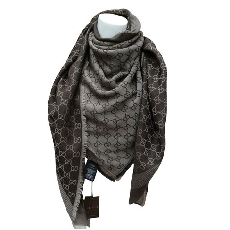 foulard gucci indossati|Gucci Women's Scarfs and foulards .